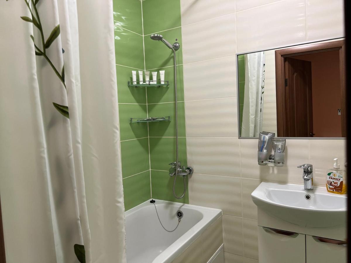 Apartaments Sichovyh Strilciv 68A イヴァーノ＝フランキーウシク エクステリア 写真