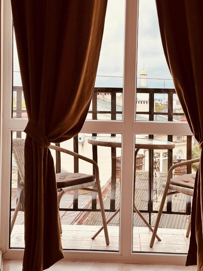Apartaments Sichovyh Strilciv 68A イヴァーノ＝フランキーウシク エクステリア 写真